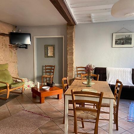 Appartement 3 Pieces Rdc Plein Centre Ville Марсиак Екстериор снимка