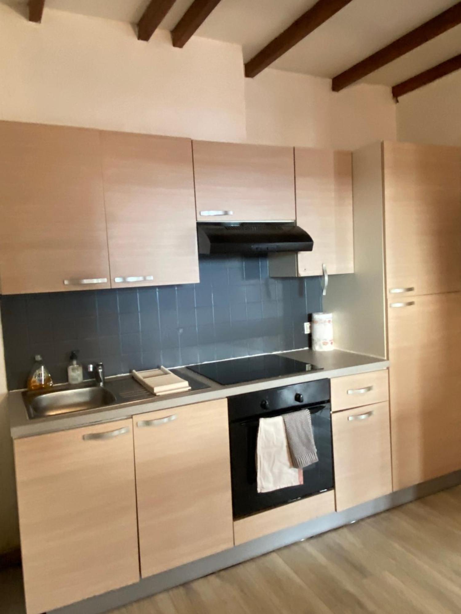 Appartement 3 Pieces Rdc Plein Centre Ville Марсиак Екстериор снимка