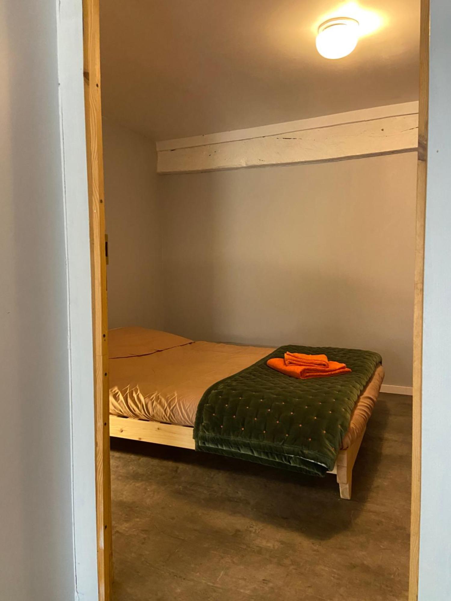 Appartement 3 Pieces Rdc Plein Centre Ville Марсиак Екстериор снимка