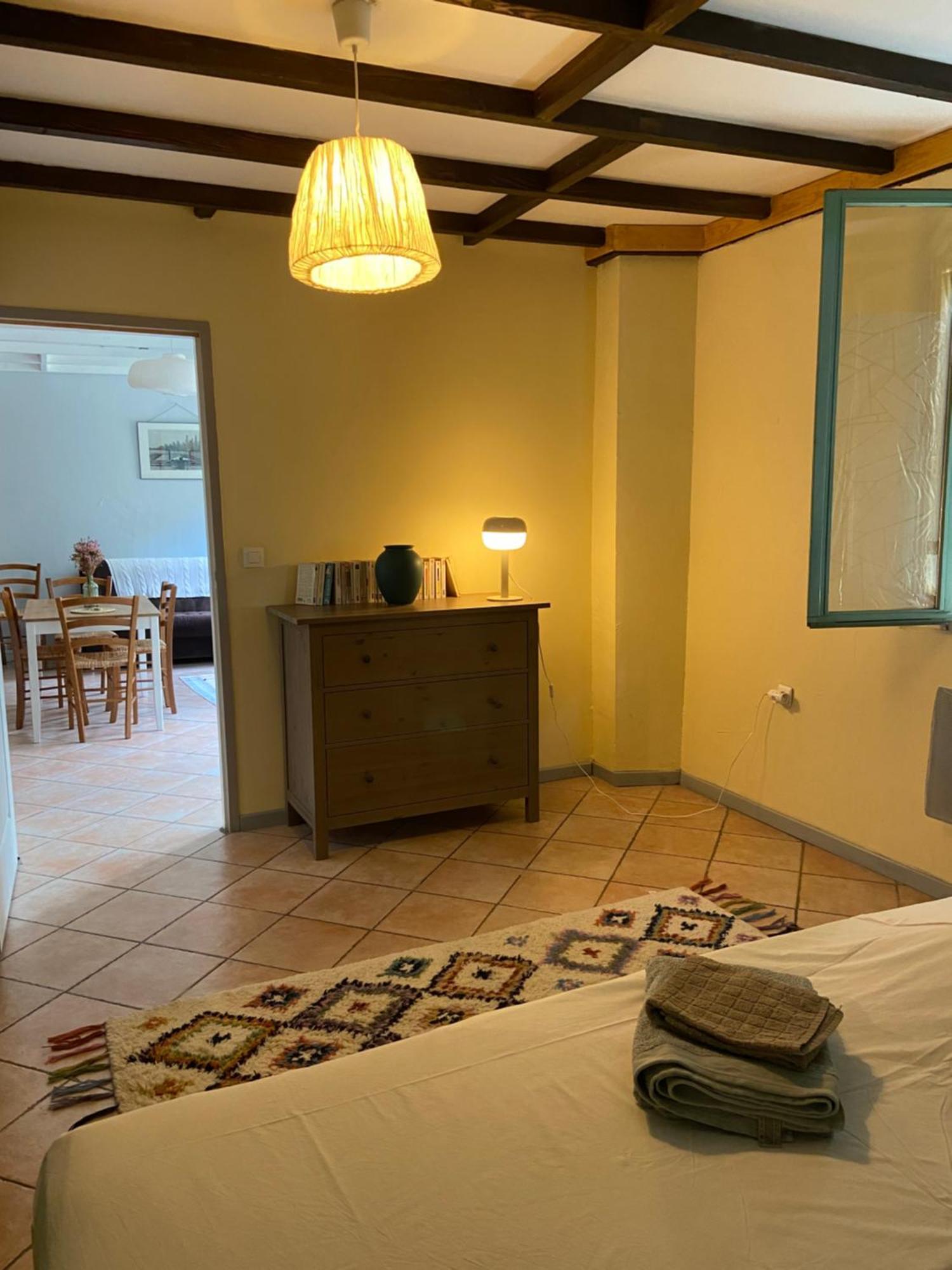Appartement 3 Pieces Rdc Plein Centre Ville Марсиак Екстериор снимка